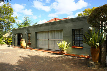 Entabeni Lodge Bulawayo Bagian luar foto